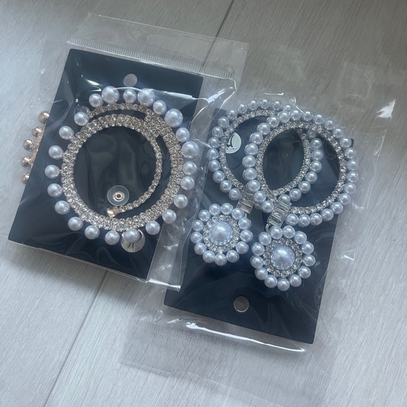 Pearl Earrings (2 sets) - Picture 1 of 5